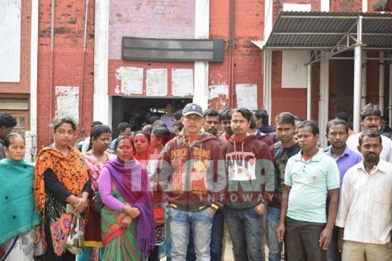 Irregular gardeners place deputation to Agriculture Director : to go on hunger strike demanding regularization Irregular gardeners place deputation to Agriculture Director : to go on hunger strike demanding regularization